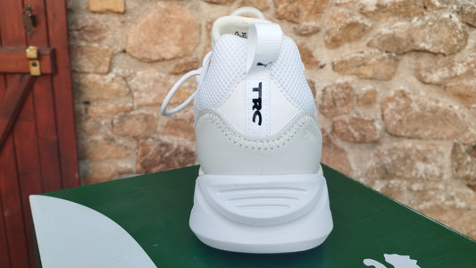 Destockage baskets Puma blaze TRC pyramide homme  41 42.5