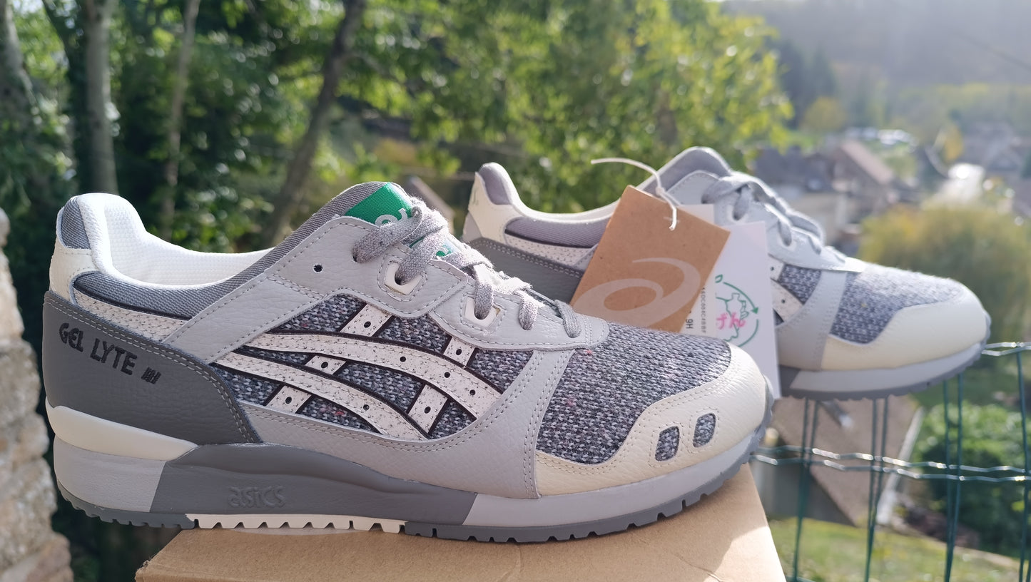 destockage -50% baskets sneakers spécial automne-hiver Asics gel lyte III OG pointure 42 43.5