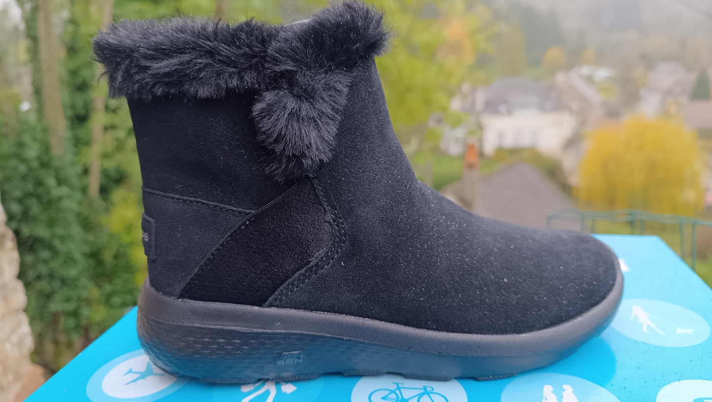 Destockage -70% bottines fourrées skechers femme 35 noir