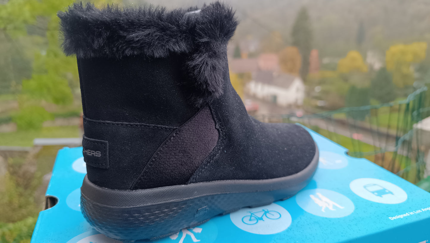 Destockage -70% bottines fourrées skechers femme 35 noir