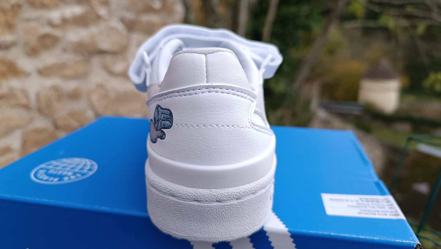 Destockage -50% baskets sneakers adidas forum low vegan femme 36 2/3 37 1/3 .