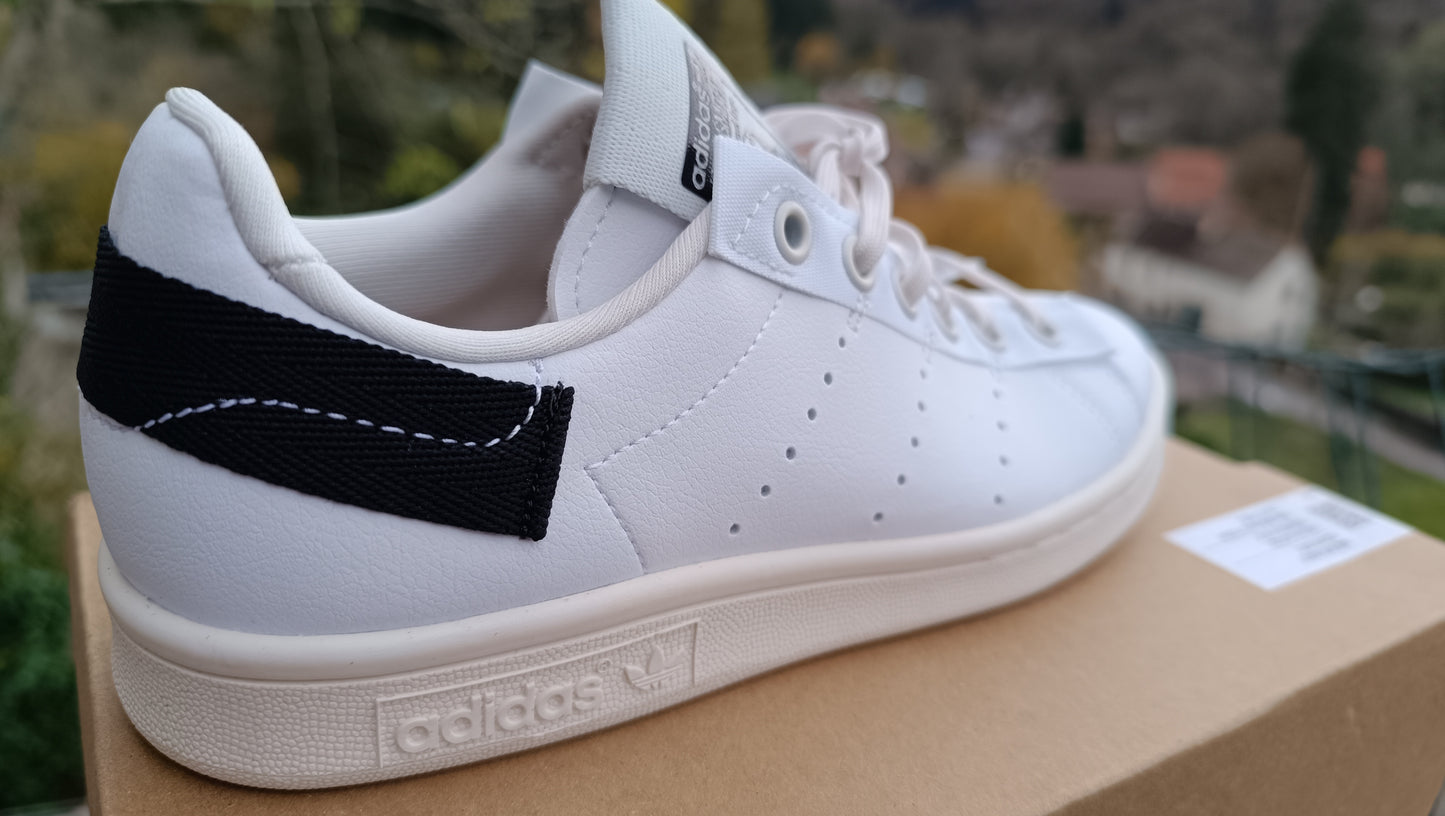 Destockage -60% baskets sneakers adidas Stan Smith parley cuir véritable femme garçon 36