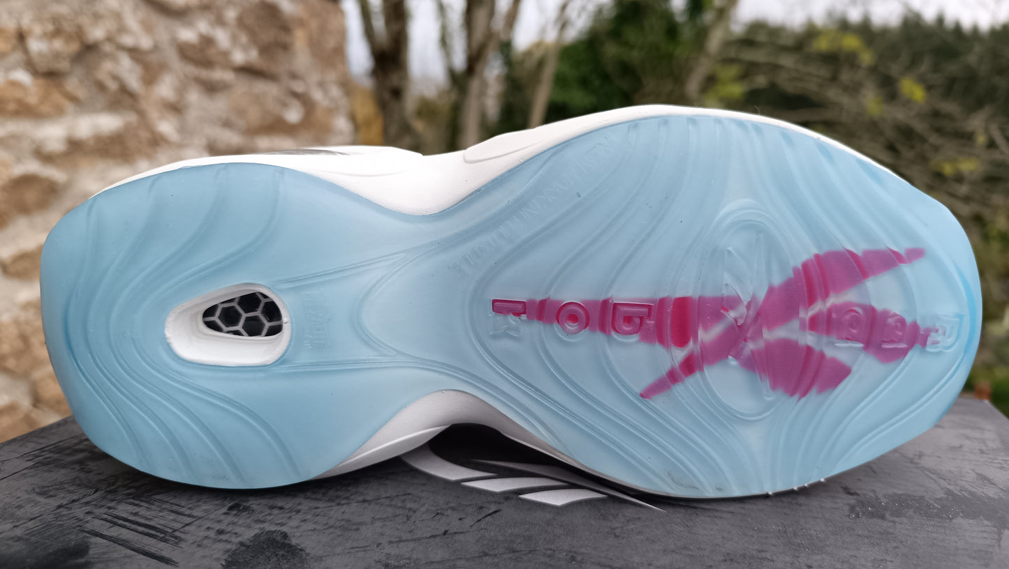 Destockage -70% baskets sneakers Reebok question mid basketball homme 39