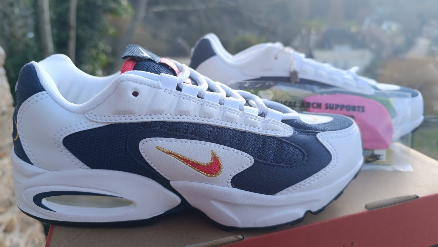 Destockage -50% Baskets Nike air max triax USA mixte homme junior femme garçon fille 38.5 39