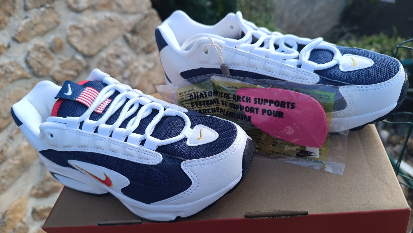 Destockage -50% Baskets Nike air max triax USA mixte homme junior femme garçon fille 38.5 39