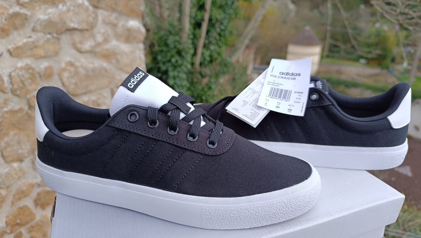Destockage -50% baskets ADIDAS vulcraid3r homme 41 1/3 43 1/3 44 2/3