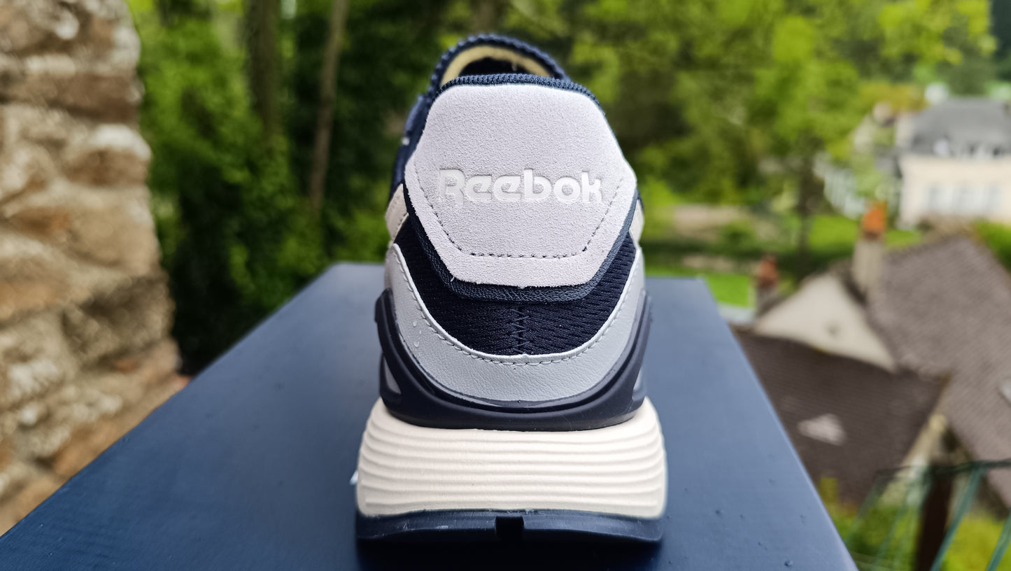 Déstockage -50% Baskets Sneakers Reebok Cl Legacy Az Cuir Véritable Homme 43 .