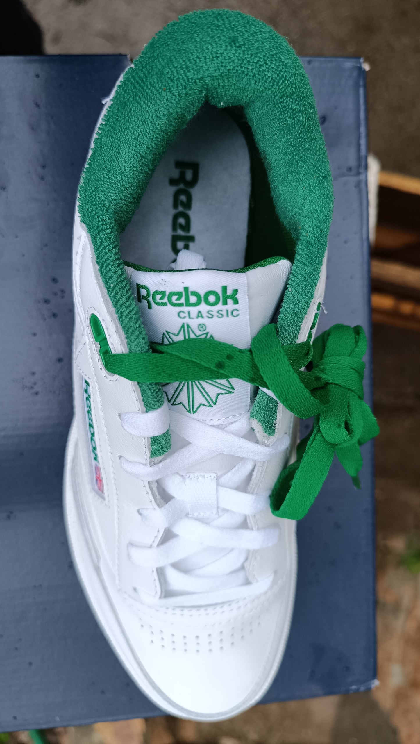 Destockage -50% Baskets Sneakers Reebok Club C Mid II Cuir Véritable Homme 43 .