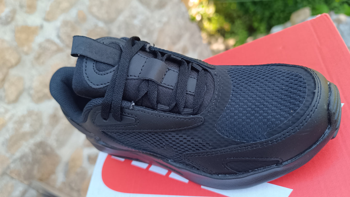 Destockage -50% baskets sneakers Nike air max bolt triple black junior mixte femme garçon 36 37.5 CW1626-001