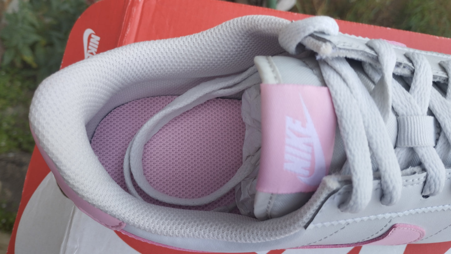 -50% destockage Baskets nike cortez femme 36.5