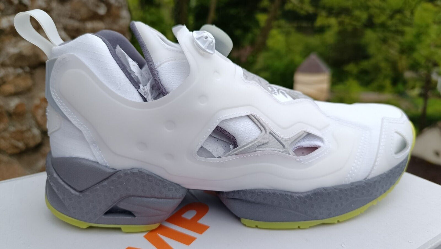 Nouveautés Baskets Sneakers Reebok Instapump Fury 95 semelle et pompe S'illuminent Dans La Nuit Homme 40 et 41