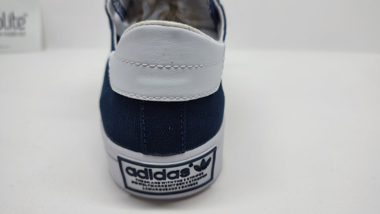 destockage baskets Adidas courtvantage femme ultra résistant 36.5 38