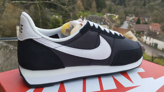 -50% DESTOCKAGE Baskets nike waffle 2 ultra lgère HOMME  39 41