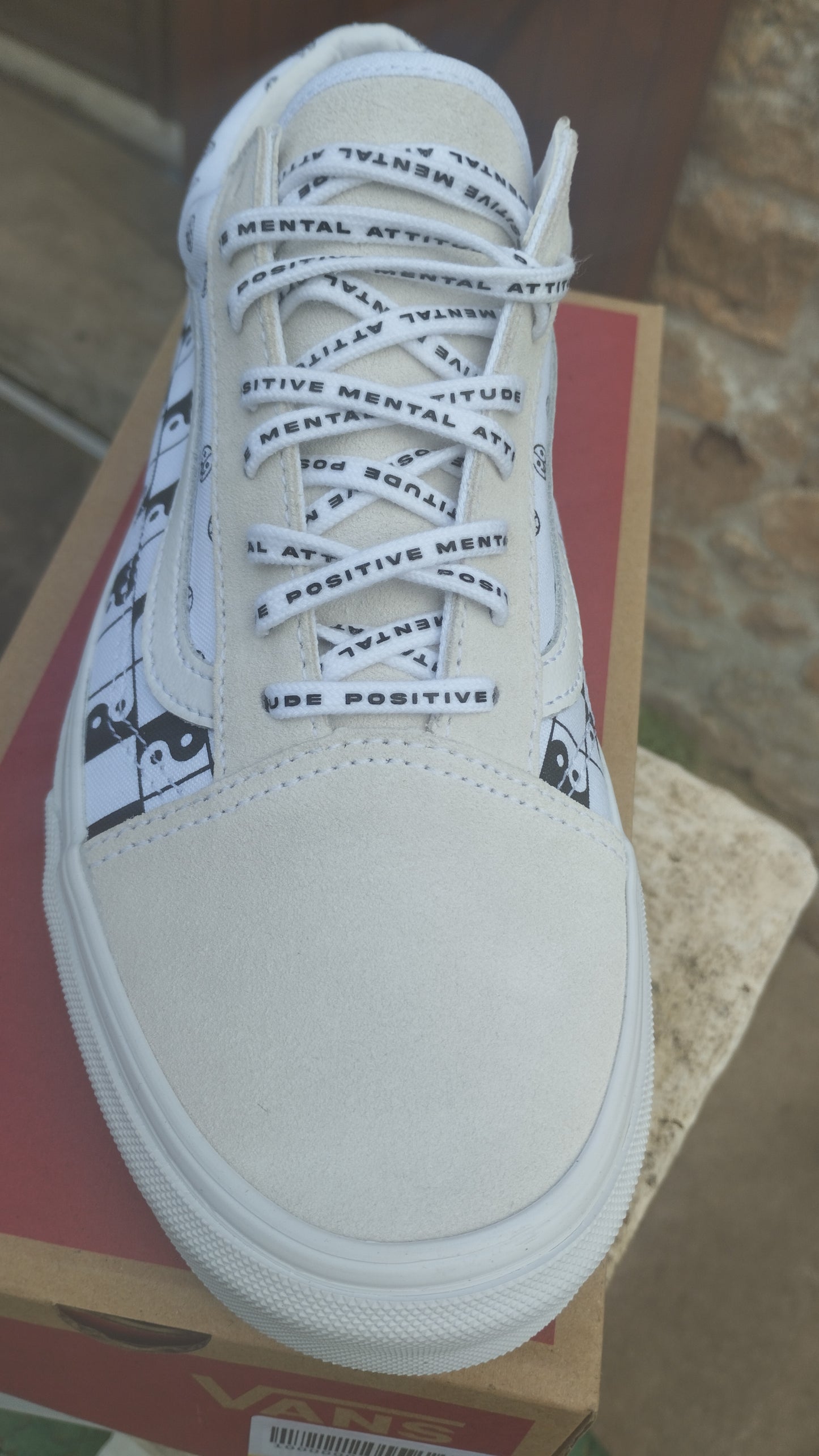 -50% Baskets vans old skool peace and love et Yin Yang homme 40.5 46