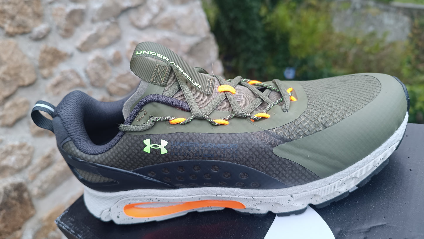 Destockage -55%  baskets sneakers under armour hovr Infinite summuit 2 homme 42