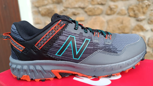 Déstockage baskets New Balance mt 410 trail running homme 40