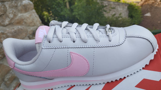 -50% destockage Baskets nike cortez femme 36.5