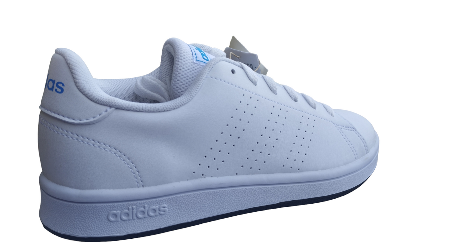 baskets Adidas advantage femme 37.1/3 .