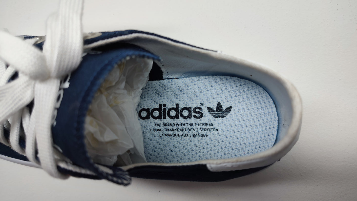 destockage baskets Adidas courtvantage femme ultra résistant 36.5 38