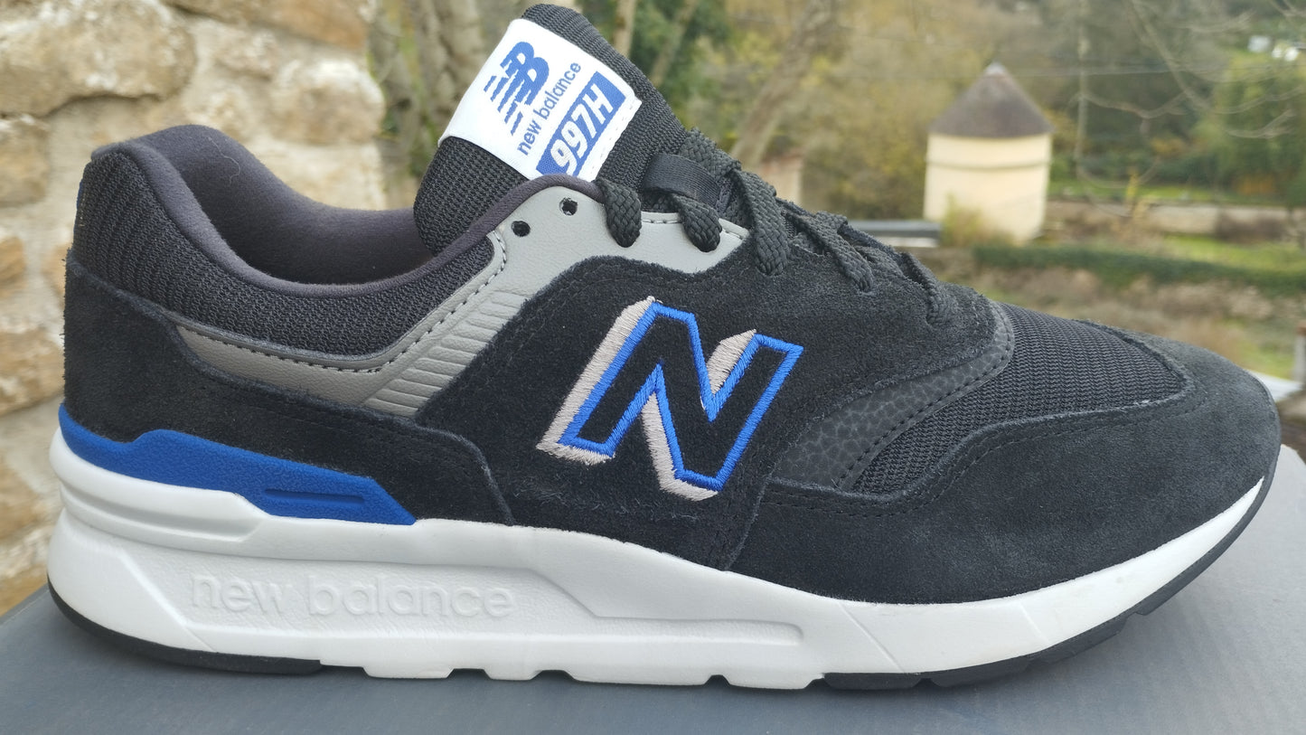 Destockage baskets new balance 997H homme 41 1/2